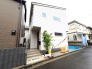 戸建てが立ち並ぶ静かな住宅街。四季折々の移り変わりを感じながら自然と楽しみ、暮らす、そんな毎日を日々の中で感じられる住環境
