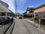 車通りは少ないので落ち着いて駐車も可能です。