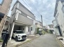 前面道路は通り抜けができないため、交通量が少なく静かな住環境です。
