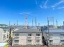 周りに高い建物が無く、開放感があります。