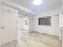 ～DiningKitchen／約7.9帖～
家族が一番集まる場所だから広々としつつも素敵な空間であって欲しい。
皆がくつろぐリビングからキッチンまでが一つに繋がる空間。