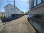 戸建てが立ち並ぶ静かな住宅街。四季折々の移り変わりを感じながら自然と楽しみ、暮らす、そんな毎日を日々の中で感じられる住環境
