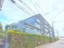 周囲は閑静な住宅街でありながら、スーパーやコンビニが歩いてすぐの場所にある便利な立地です。 10m