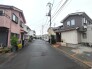 6m幅員の道路に面しておりお車の運転が苦手な方でも安心して出入りいただけます。
