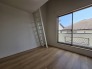 部屋の上部にはゆったりとしたロフトがありお子様のお楽しみスペースとしても収納スペースとして活用いただけけます。

