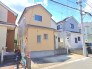 戸建てが立ち並ぶ静かな住宅街。四季折々の移り変わりを感じながら自然と楽しみ、暮らす、そんな毎日を日々の中で感じられる住環境
