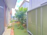 戸建てならではのお庭スペース。BBQやガーデニング、お子様のプールなど、、、、様々な楽しみ方ができるプライベート空間。