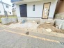 カースペースは1台駐車できます。車庫の出し入れのしやすさなど、実際に現地にてご確認ください。
