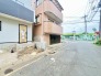 外出中で不在時や、在宅中でも手を離せない時に便利な宅配ボックス。お客様に代わって受け取れるので、暮らしにゆとりが生まれます。
