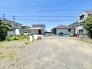 戸建てならではのお庭スペース。BBQやガーデニング、お子様のプールなど、、、、様々な楽しみ方ができるプライベート空間。ご家族皆さままで思いっきりお楽しみください。
