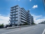 商業施設が徒歩圏内に充実、日々のお買い物も安心な環境です。
