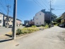 五感で感じる、現地でしかわからない事も沢山ございます。周辺環境なども一緒にご案内いたしますのでお気軽にお問合せください。
