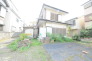 戸建てが立ち並ぶ静かな住宅街。四季折々の移り変わりを感じながら自然と楽しみ、暮らす、そんな毎日を日々の中で感じられる住環境
