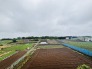 窓から眺める風景は一日の疲れを癒すヒーリングを奏でる、心地の良い時間を演出してくれます。室内も重要ですが、周りの環境もマイホーム選びの大事なポイント
