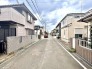 6m幅員の道路に面しておりお車の運転が苦手な方でも安心して出入りいただけます。
