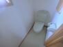 1.2階にそれぞれトレイがございます。朝の混雑時に分散して利用できるほか、ゲスト用としても使い分けることもできます。
