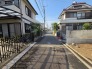 戸建てが立ち並ぶ静かな住宅街。四季折々の移り変わりを感じながら自然と楽しみ、暮らす、そんな毎日を日々の中で感じられる住環境

