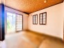 扉を開放するとLDKと和室を一体利用できる空間！扉を閉めると独立した空間としても活用できます。
