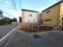 6m幅員の道路に面しておりお車の運転が苦手な方でも安心して出入りいただけます。
