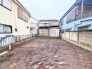戸建てが立ち並ぶ静かな住宅街。四季折々の移り変わりを感じながら自然と楽しみ、暮らす、そんな毎日を日々の中で感じられる住環境
