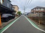 戸建てが立ち並ぶ静かな住宅街。四季折々の移り変わりを感じながら自然と楽しみ、暮らす、そんな毎日を日々の中で感じられる住環境
