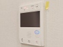 来訪者の顔が見えて安心のＴＶモニター付インターホン。