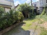 戸建てが立ち並ぶ静かな住宅街。四季折々の移り変わりを感じながら自然と楽しみ、暮らす、そんな毎日を日々の中で感じられる住環境
