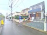 周囲は閑静な住宅街です。 10m