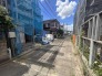 セカンドカーや来客時にも便利なカースペース2台分ございます。
