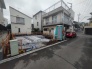 戸建てが立ち並ぶ静かな住宅街。四季折々の移り変わりを感じながら自然と楽しみ、暮らす、そんな毎日を日々の中で感じられる住環境
