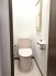 壁面収納で、トイレットペーパーの収納もコンパクトに出来ます。