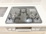 調理も会話も弾む、機能的なキッチン空間