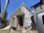 街並みに調和する落ち着いた佇まいが、日々の暮らしに穏やかな安心感をもたらしてくれます。