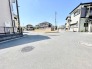 空と街並みが調和する、穏やかな住環境。