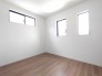 余計な装飾を削ぎ落とした、シンプルで清潔感のある空間が日々の暮らしを穏やかに整えてくれます。