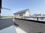 空の広がりを感じる開放的な空間が、日々の暮らしに心地よいゆとりと安らぎをもたらしてくれます。