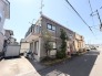 空の青さが映える、心地よい空間が広がります