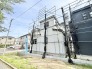 完成へと向かう日々の積み重ねが、新しい暮らしの景色を静かに形作っています。
