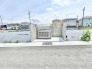 青空の下、穏やかな時間が流れる心地よい空間