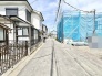 穏やかな空気が流れる、落ち着いた佇まいの住宅街が日々の暮らしを包み込みます。