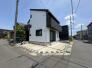 角地につき、開放感に恵まれる住居がここに。

