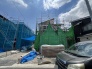 これからの暮らしを形作る、期待感あふれる新しい住まいの建設風景です。