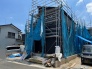 完成へ向けて着実に形作られていく、閑静な住宅街に佇む新しい生活の舞台。