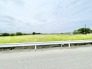 空が広く感じられる開放的なロケーションで、四季の移ろいを肌で感じながら穏やかな日々を過ごせます。