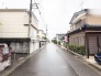 静かな時間が流れる、落ち着いた佇まいの街並みが日々の暮らしを穏やかに包み込みます。