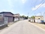 青空が広がり、穏やかな時間が流れるのどかな街並みが、日々の暮らしに安らぎを与えてくれます。