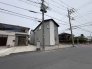周囲の街並みに自然と馴染む、落ち着いた佇まいと洗練された外観デザインが日々の暮らしを穏やかに整えます。
