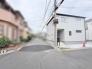 落ち着いた住環境が広がる穏やかな街並みに佇み、日々の暮らしに心地よいくつろぎをもたらす空間。