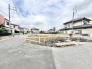 閑静な住宅街の一角にあり、新しい暮らしの始まりを静かに予感させる開放的な空間が広がっています。