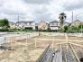 落ち着いた住環境の中に位置し、新しい暮らしの始まりを静かに予感させるゆとりある敷地です。